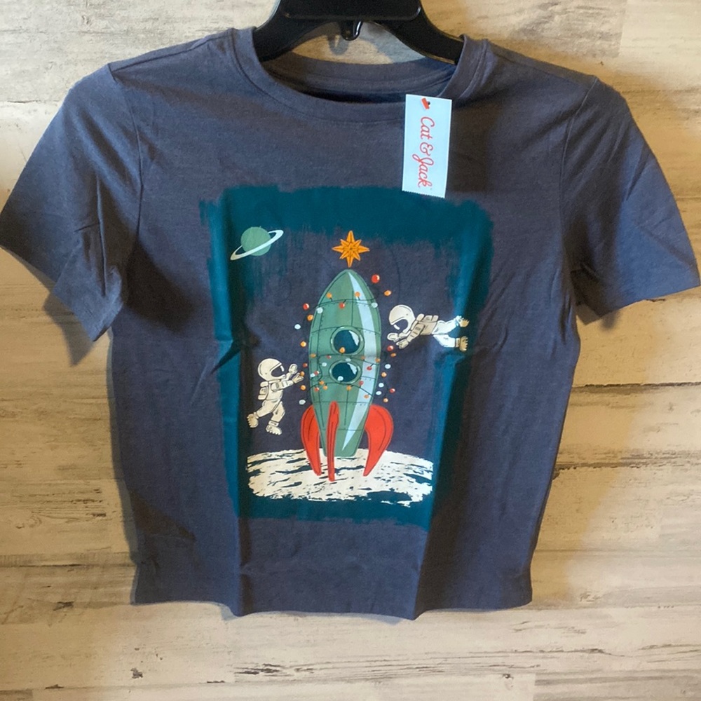 Boys Astronaut Christmas Shirt Size XL NEW